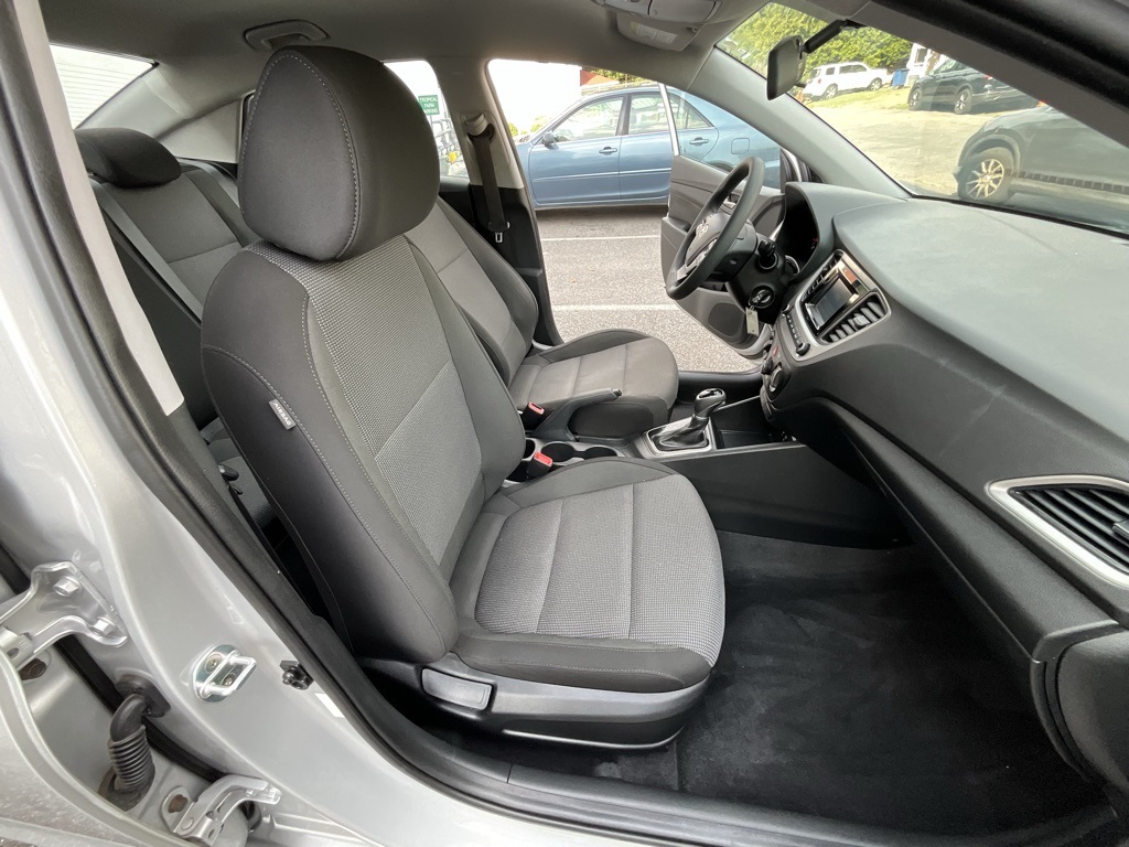 2019 Hyundai Accent SE photo 32