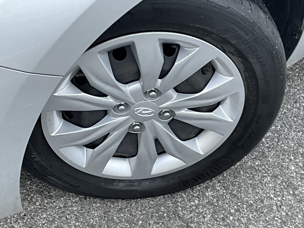 2019 Hyundai Accent SE photo 4