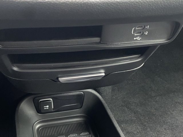 new 2026 Chrysler Pacifica car, priced at $37,014