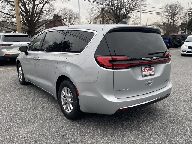 new 2026 Chrysler Pacifica car, priced at $37,014