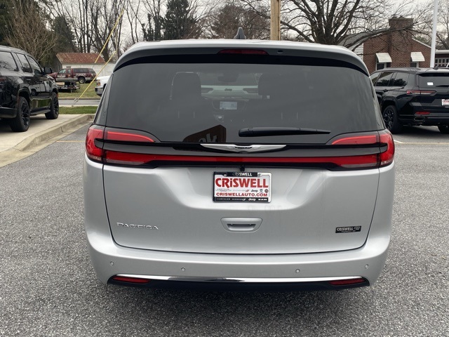 new 2026 Chrysler Pacifica car, priced at $37,014