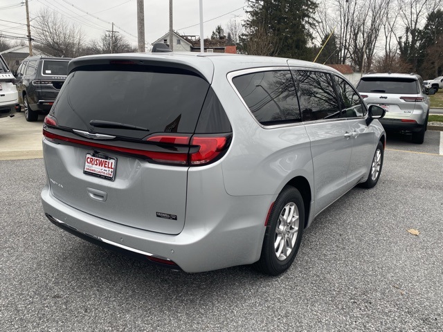 new 2026 Chrysler Pacifica car, priced at $37,014