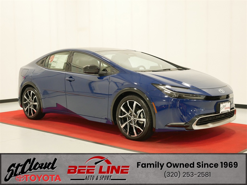 2026 Toyota Prius XSE Premium's photo