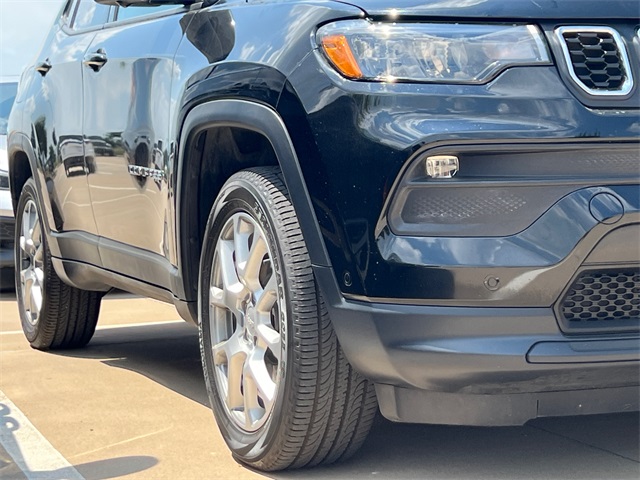 2025 Jeep Grand Cherokee Limited photo 4