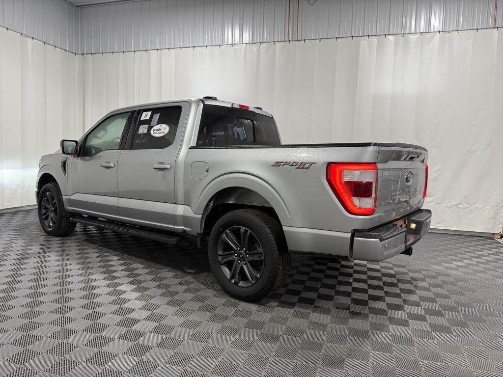 2023 Ford F-150 Lariat photo 2