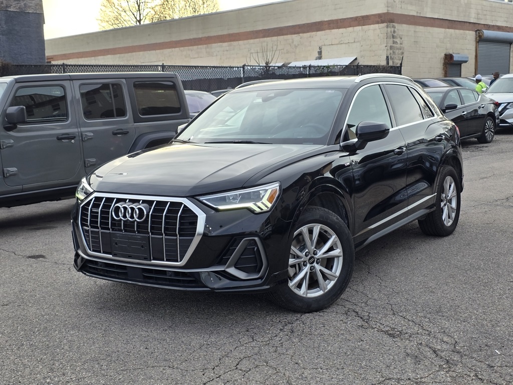 used 2022 Audi Q3 car, priced at $24,595