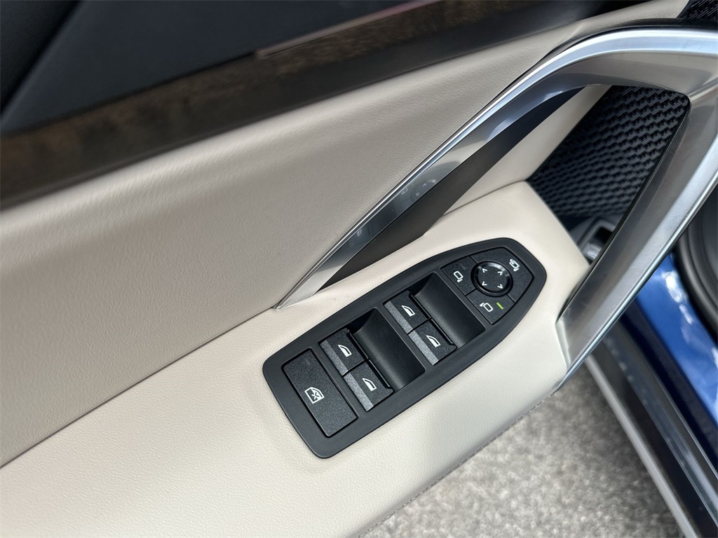 X1 xDrive28i