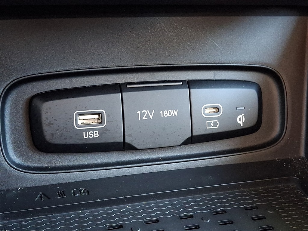 used 2024 Hyundai Venue car, priced at $19,475