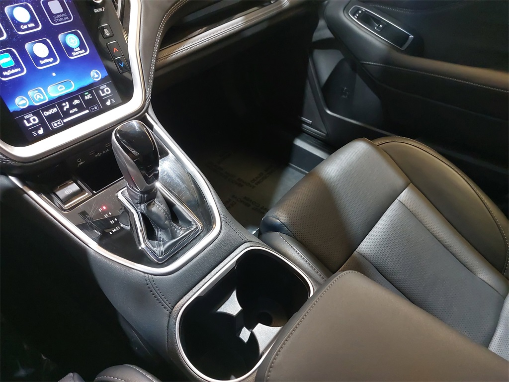 2022 Subaru Outback Limited photo 23
