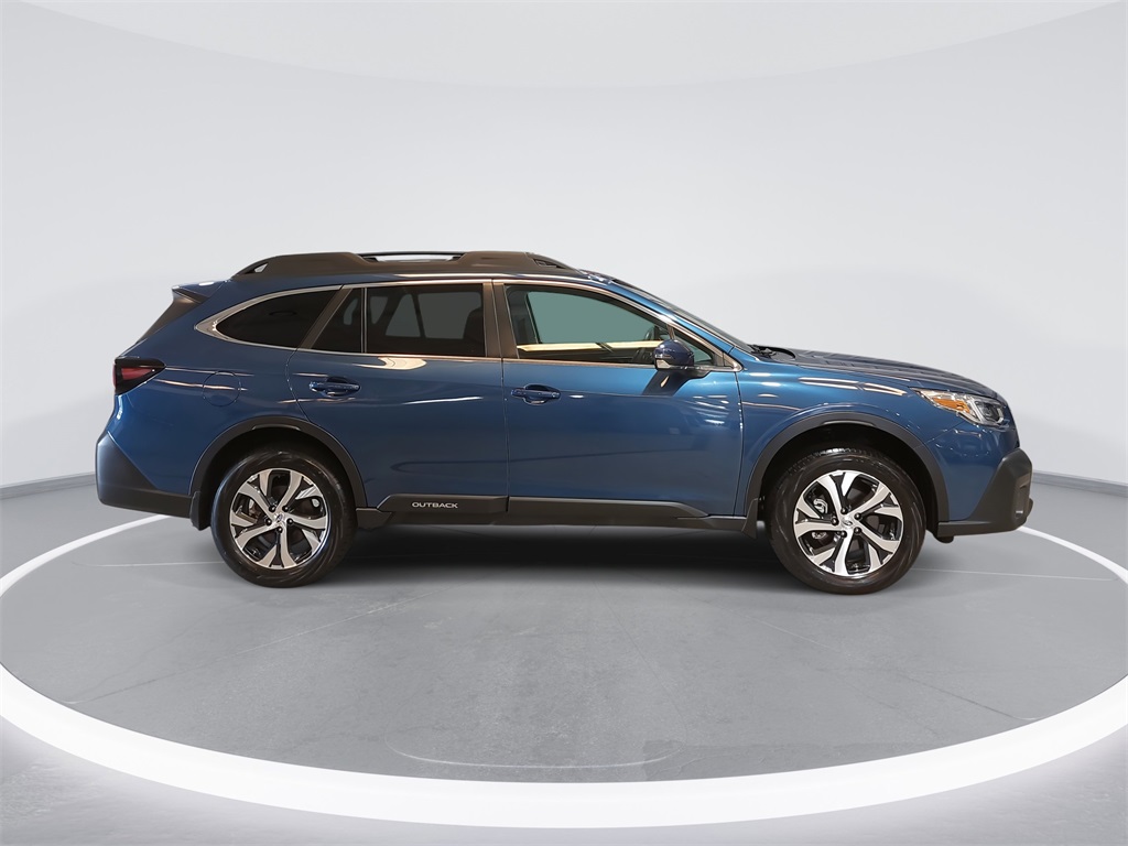 2022 Subaru Outback Limited photo 4