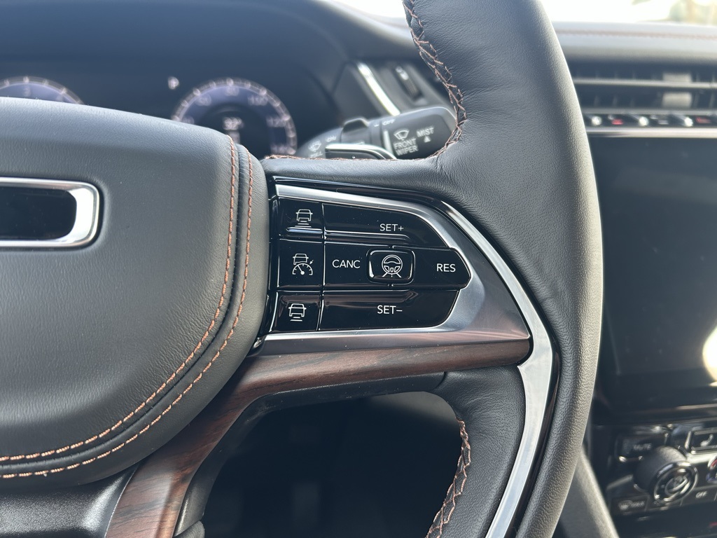 new 2025 Jeep Grand Cherokee L car, priced at $60,650