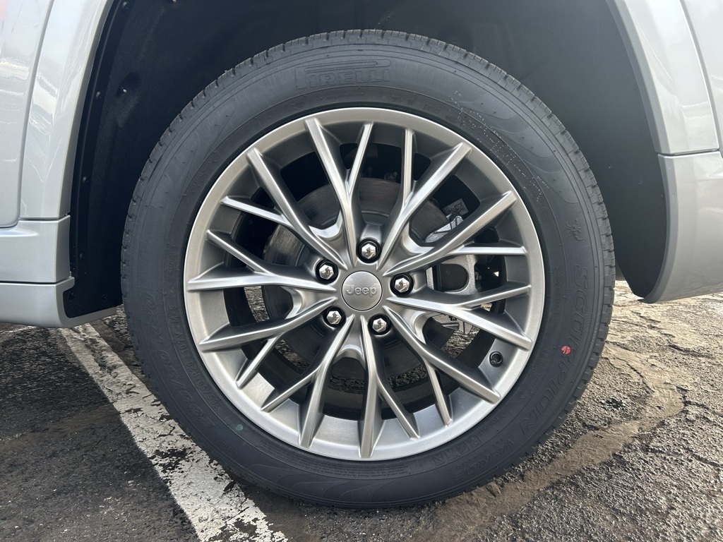 new 2025 Jeep Grand Cherokee L car, priced at $60,650