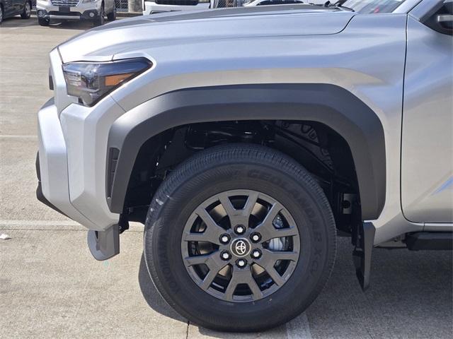 2025 Toyota 4Runner SR5 photo 4