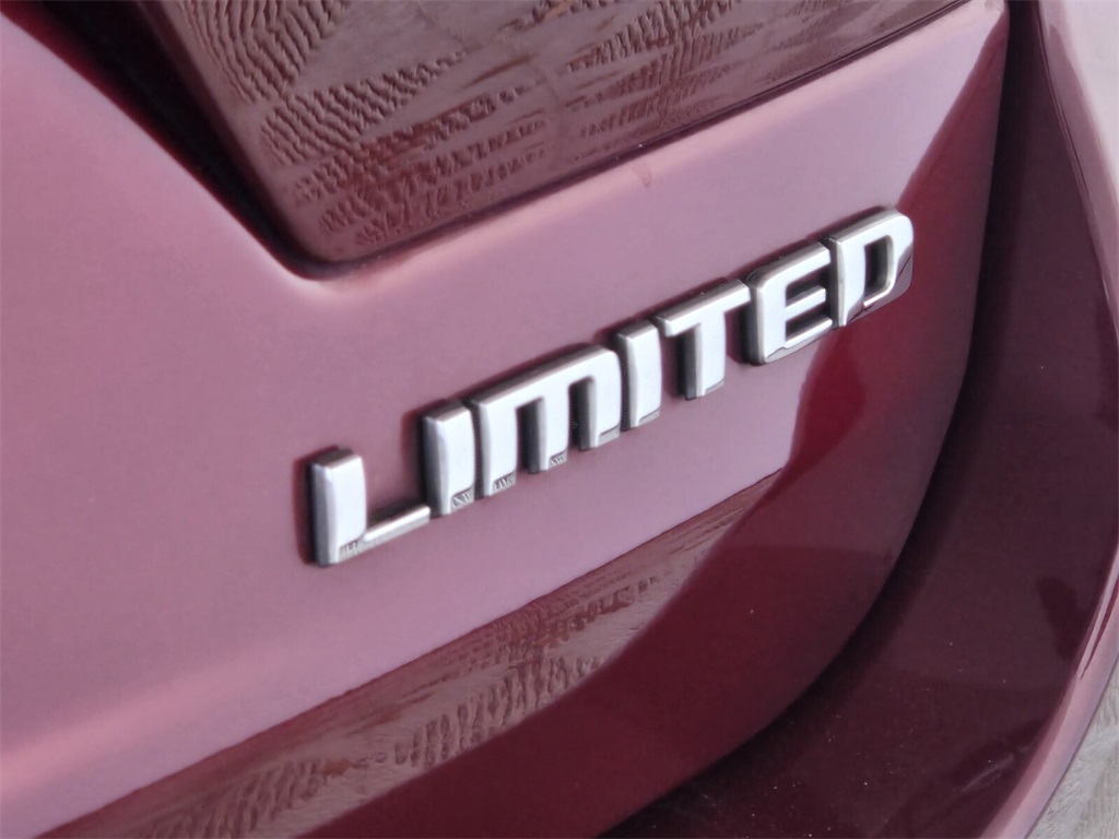 used 2023 Jeep Grand Cherokee car, priced at $19,788