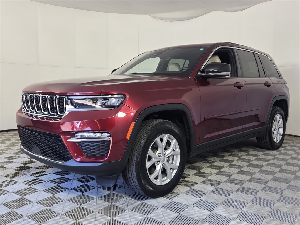 used 2023 Jeep Grand Cherokee car, priced at $19,788