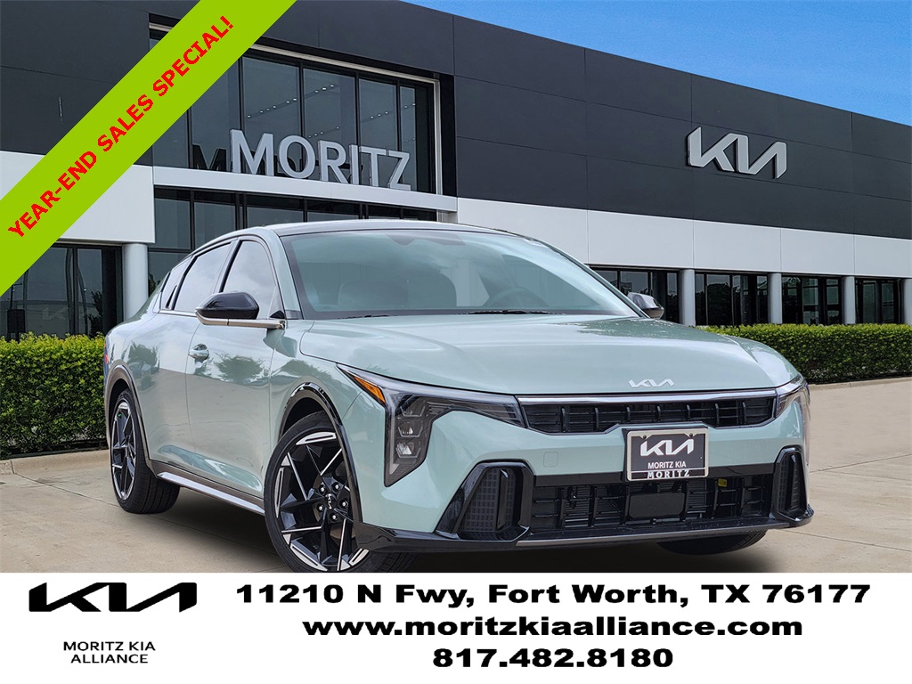 2025 Kia K4 GT-Line's photo