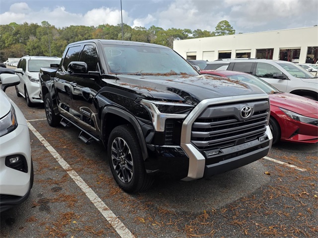 2023 Toyota Tundra Limited's photo