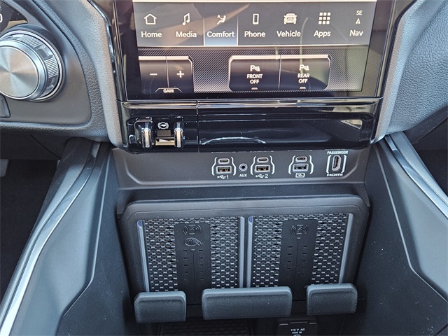 2026 Ram 1500 Laramie Crew Cab 4x4 5'7" Box