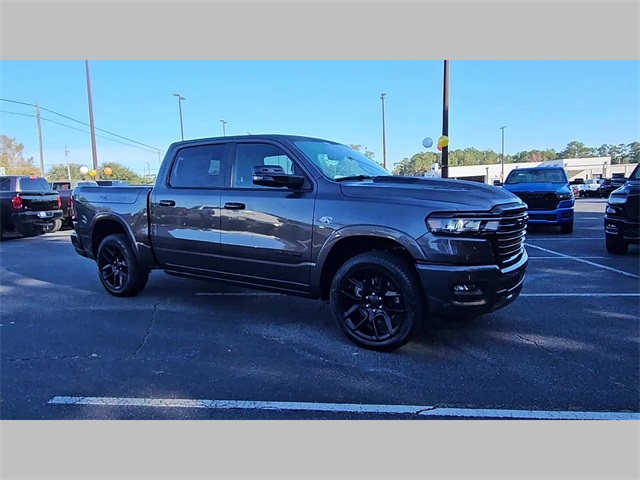 2026 Ram 1500 Laramie Crew Cab 4x4 5'7" Box