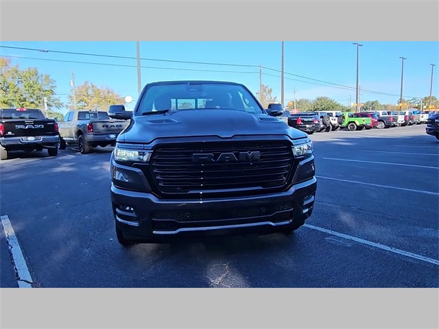 2026 Ram 1500 Laramie Crew Cab 4x4 5'7" Box