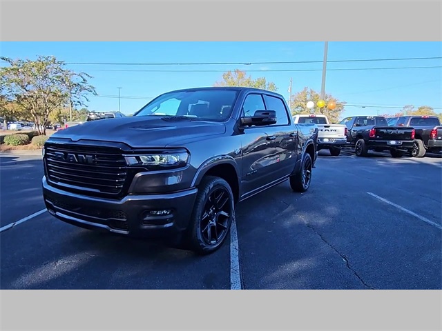 2026 Ram 1500 Laramie Crew Cab 4x4 5'7" Box