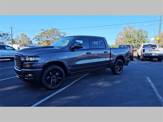 2026 Ram 1500 Laramie Crew Cab 4x4 5'7" Box