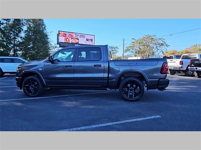 2026 Ram 1500 Laramie Crew Cab 4x4 5'7" Box