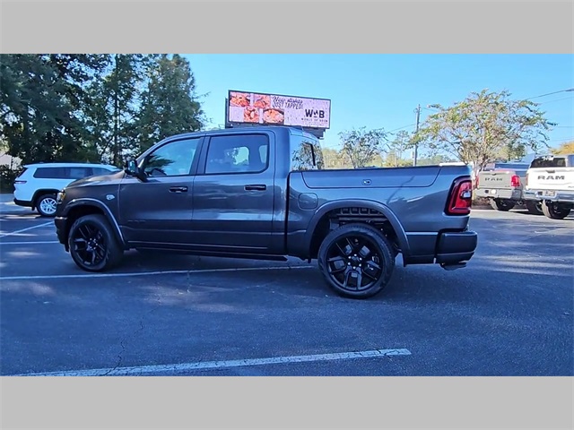 2026 Ram 1500 Laramie Crew Cab 4x4 5'7" Box