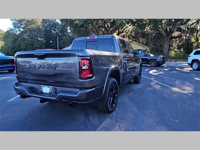 2026 Ram 1500 Laramie Crew Cab 4x4 5'7" Box