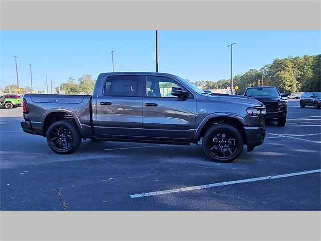 2026 Ram 1500 Laramie Crew Cab 4x4 5'7" Box