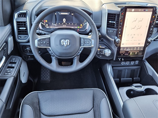 2026 Ram 1500 Laramie Crew Cab 4x4 5'7" Box