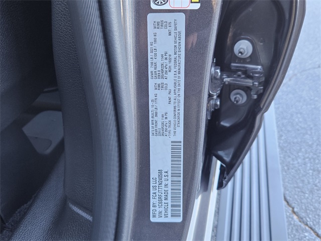 2026 Ram 1500 Laramie Crew Cab 4x4 5'7" Box