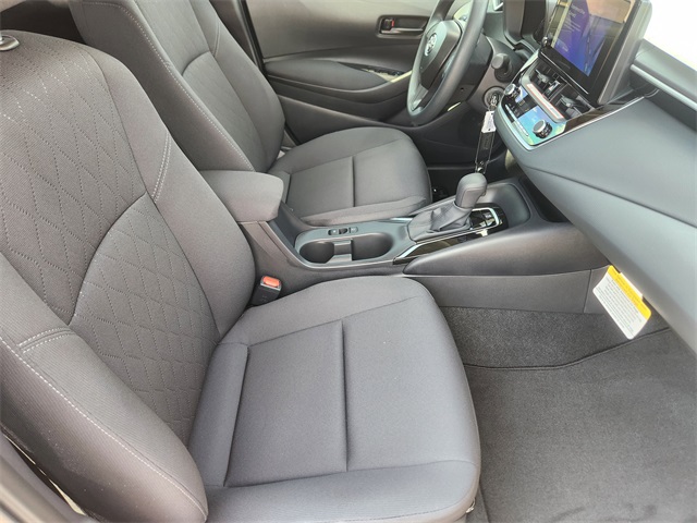 2026 Toyota Corolla LE photo 8