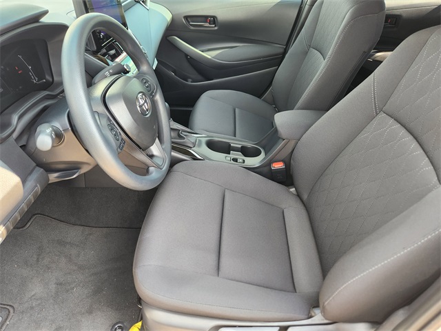 2026 Toyota Corolla LE photo 7