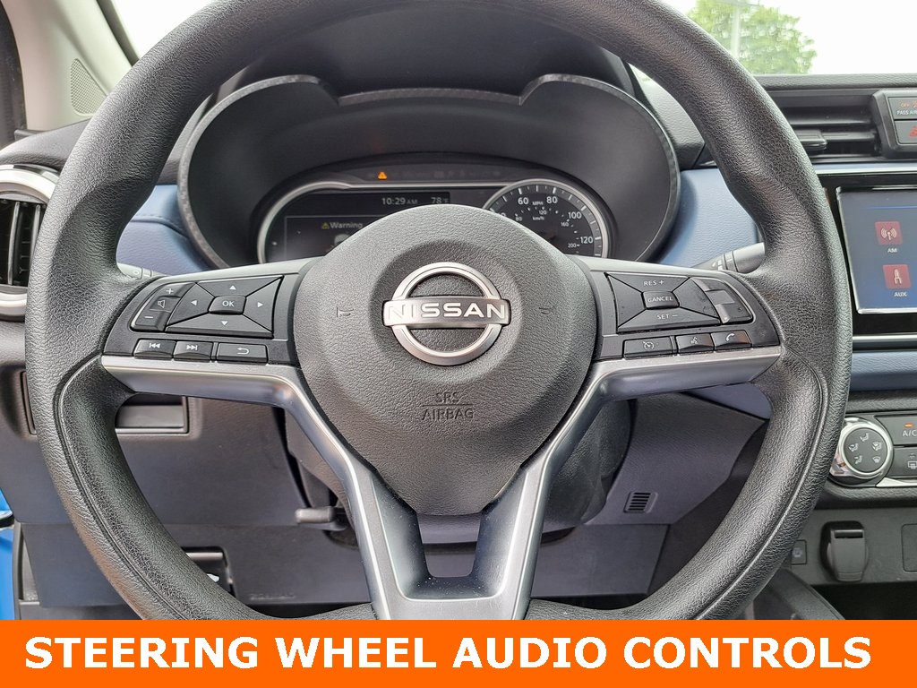 2023 Nissan Versa 1.6 SV Sedan 4 Dr. FWD 10