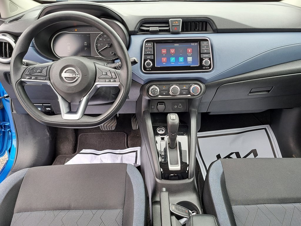 2023 Nissan Versa 1.6 SV Sedan 4 Dr. FWD 24