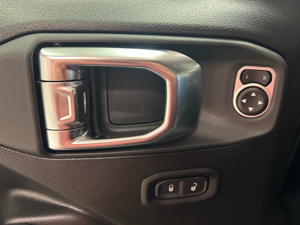 new 2026 Jeep Gladiator car, priced at $57,180