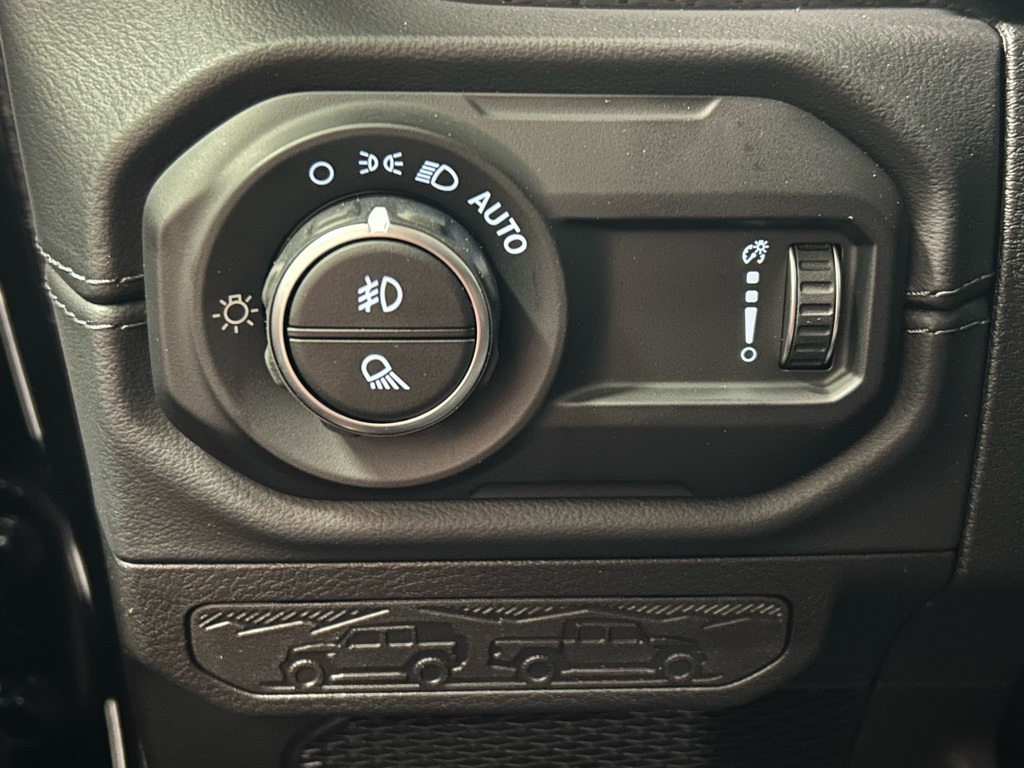 new 2026 Jeep Gladiator car, priced at $57,180