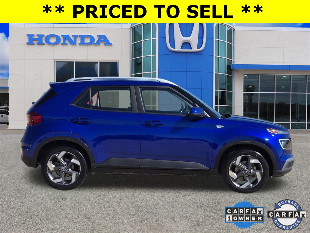 Used 2023 Hyundai Venue Limited with VIN KMHRC8A36PU259497 for sale in Weatherford, TX