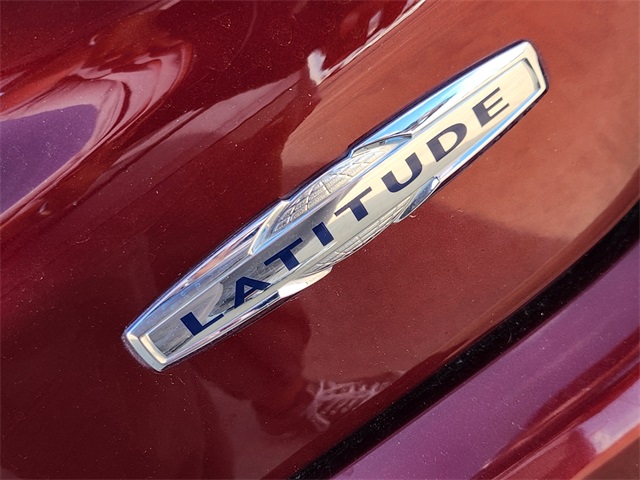 2022 Jeep Compass Latitude photo 9