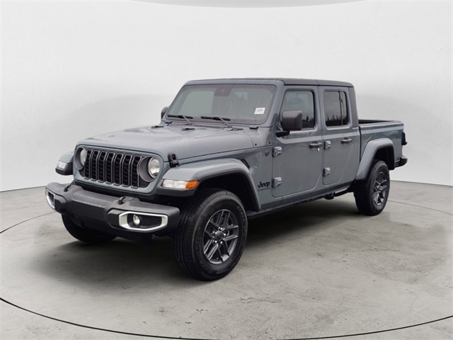 2025 Jeep Gladiator Sport S's photo
