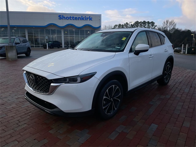 2023 Mazda CX-5 S Premium package