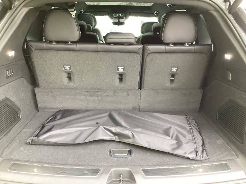 2025 Cadillac Escalade IQ Luxury photo 4