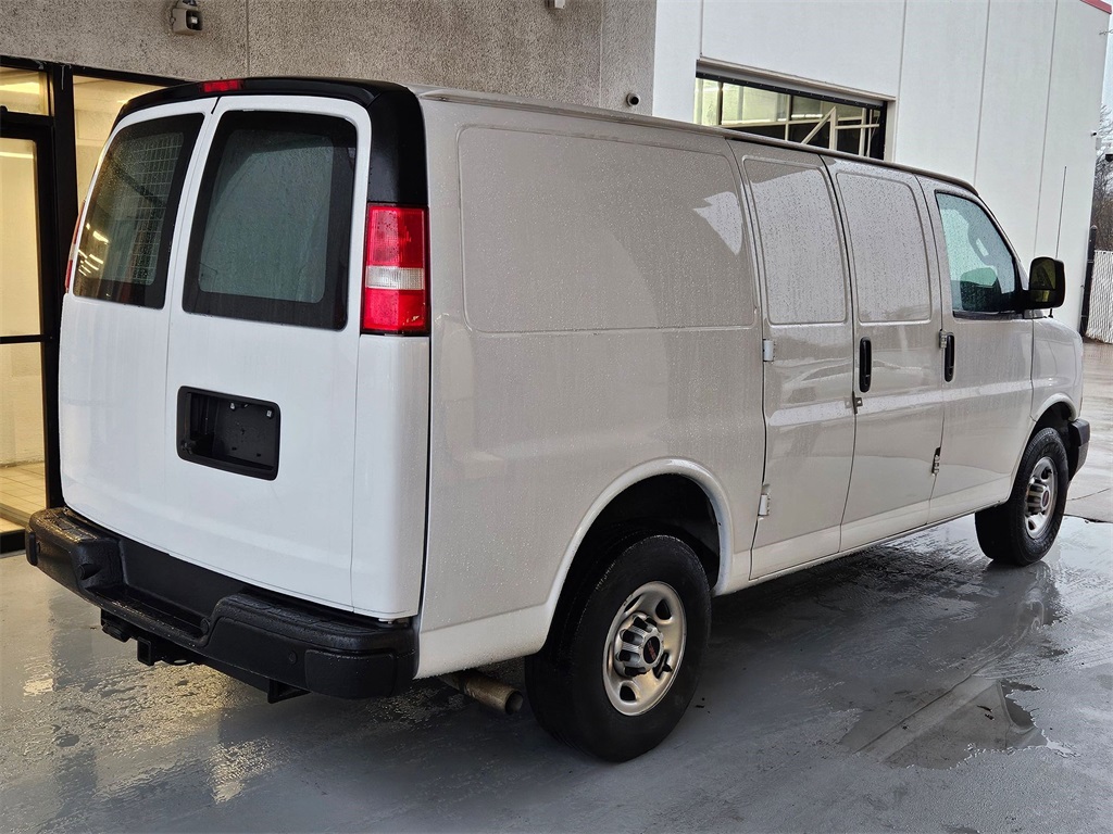 2023 Gmc Savana 3500 Cargo photo 5