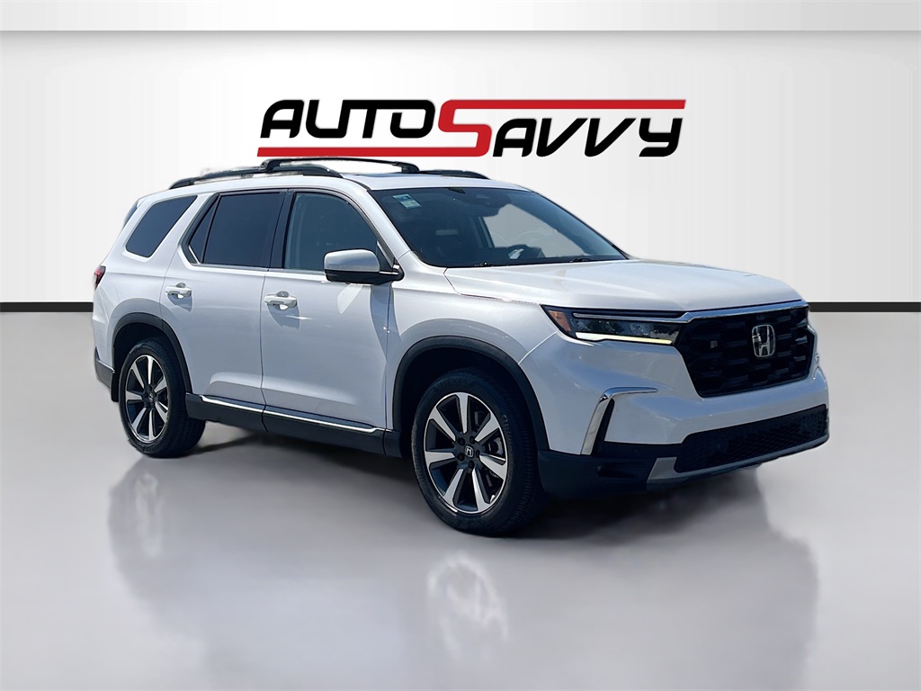 2023 Honda Pilot Elite's photo