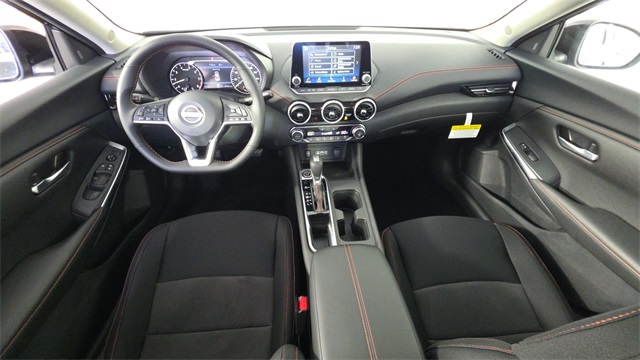 2025 Super Black Nissan Sentra SR FWD Sedan
