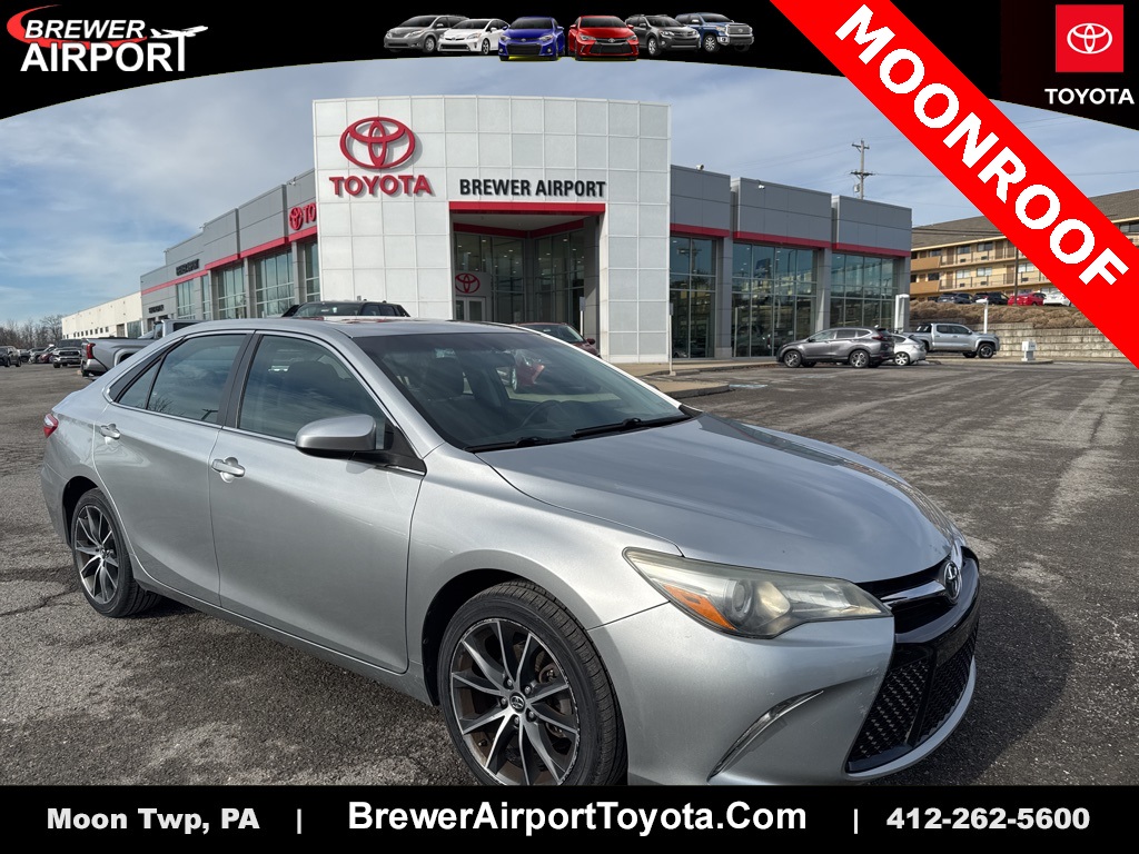 2017 Toyota Camry XSE's photo