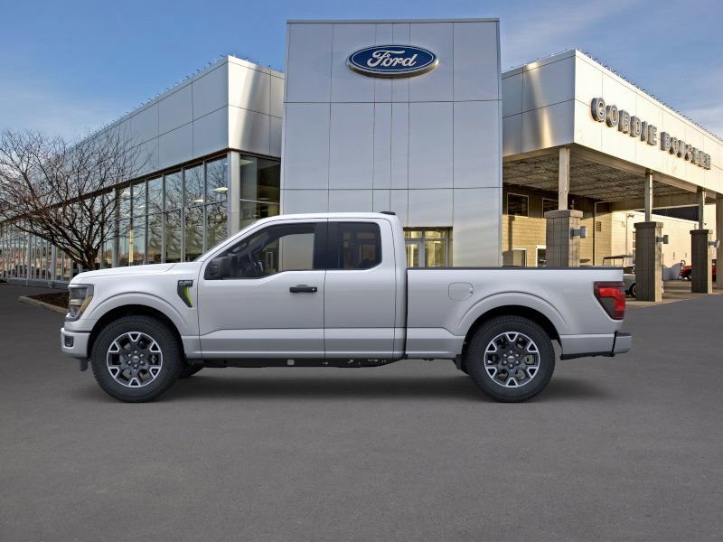2025 Ford F-150 STX photo 3