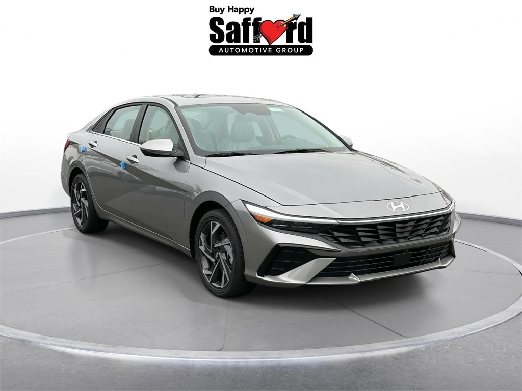 2025 Hyundai Elantra Limited's photo