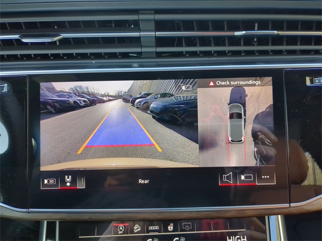 new 2026 Audi Q7 car, priced at $68,045